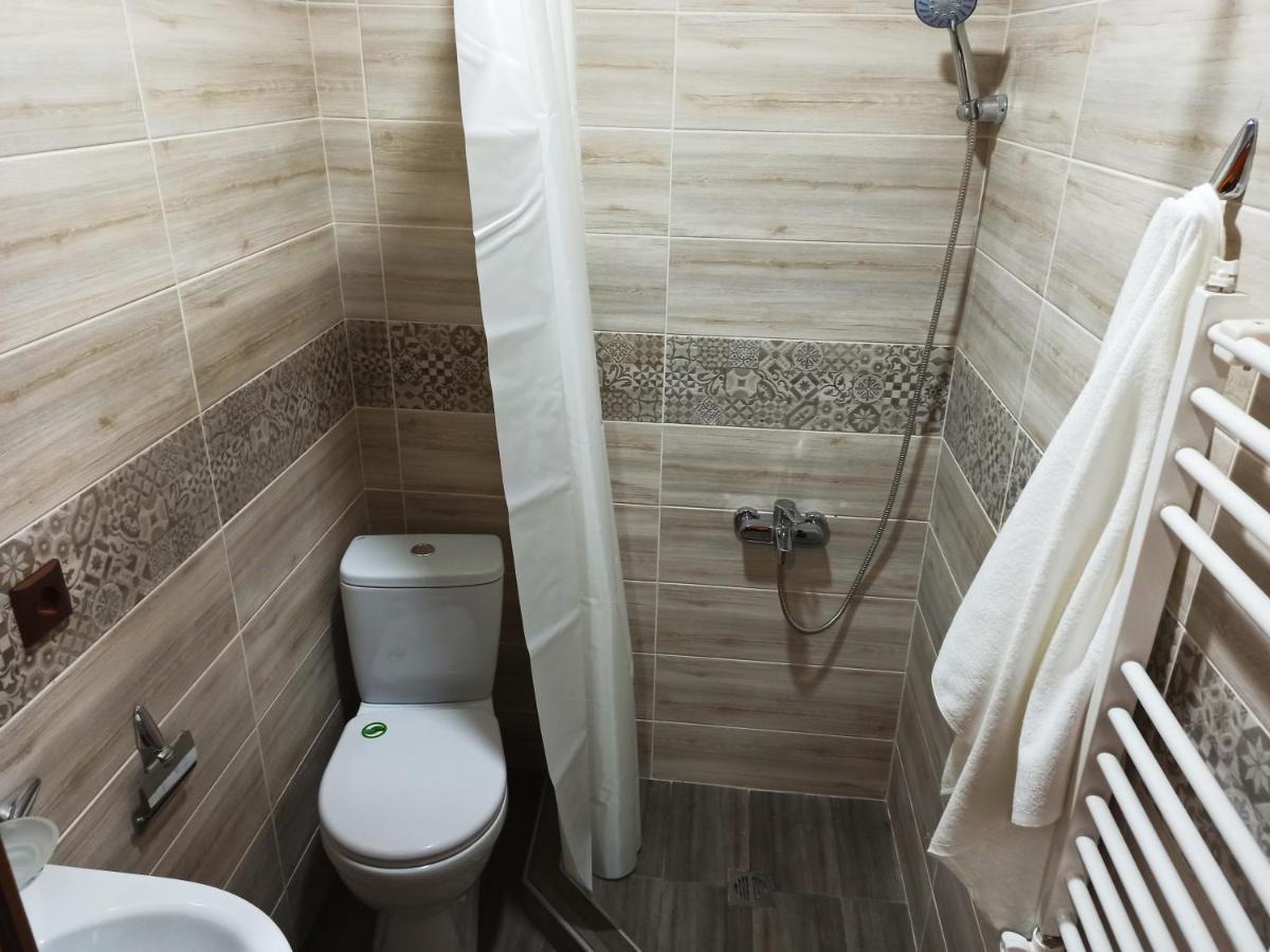 Jermatun Guest House 딜리잔 외부 사진