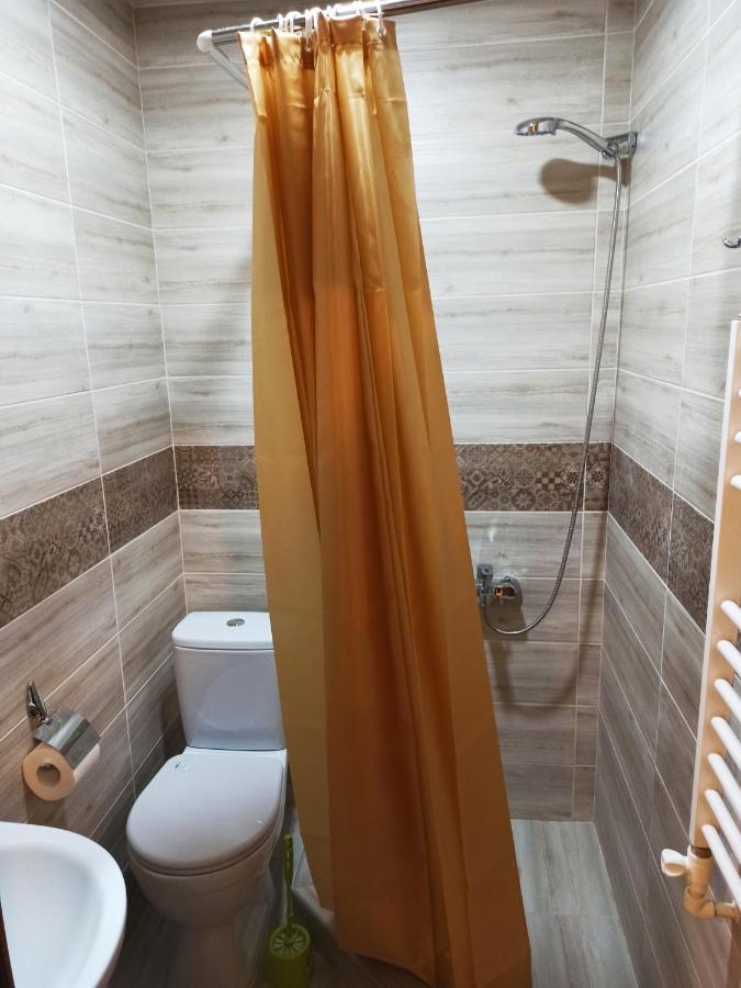 Jermatun Guest House 딜리잔 외부 사진